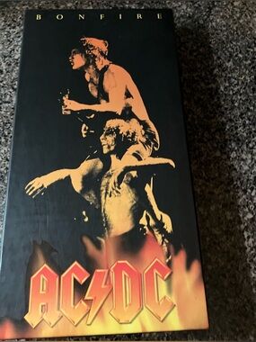 GUC AC/DC Bonfire Box Music & Performance CD w/2 posters, guitar pic, book